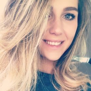 Meet your Posher, Victoria